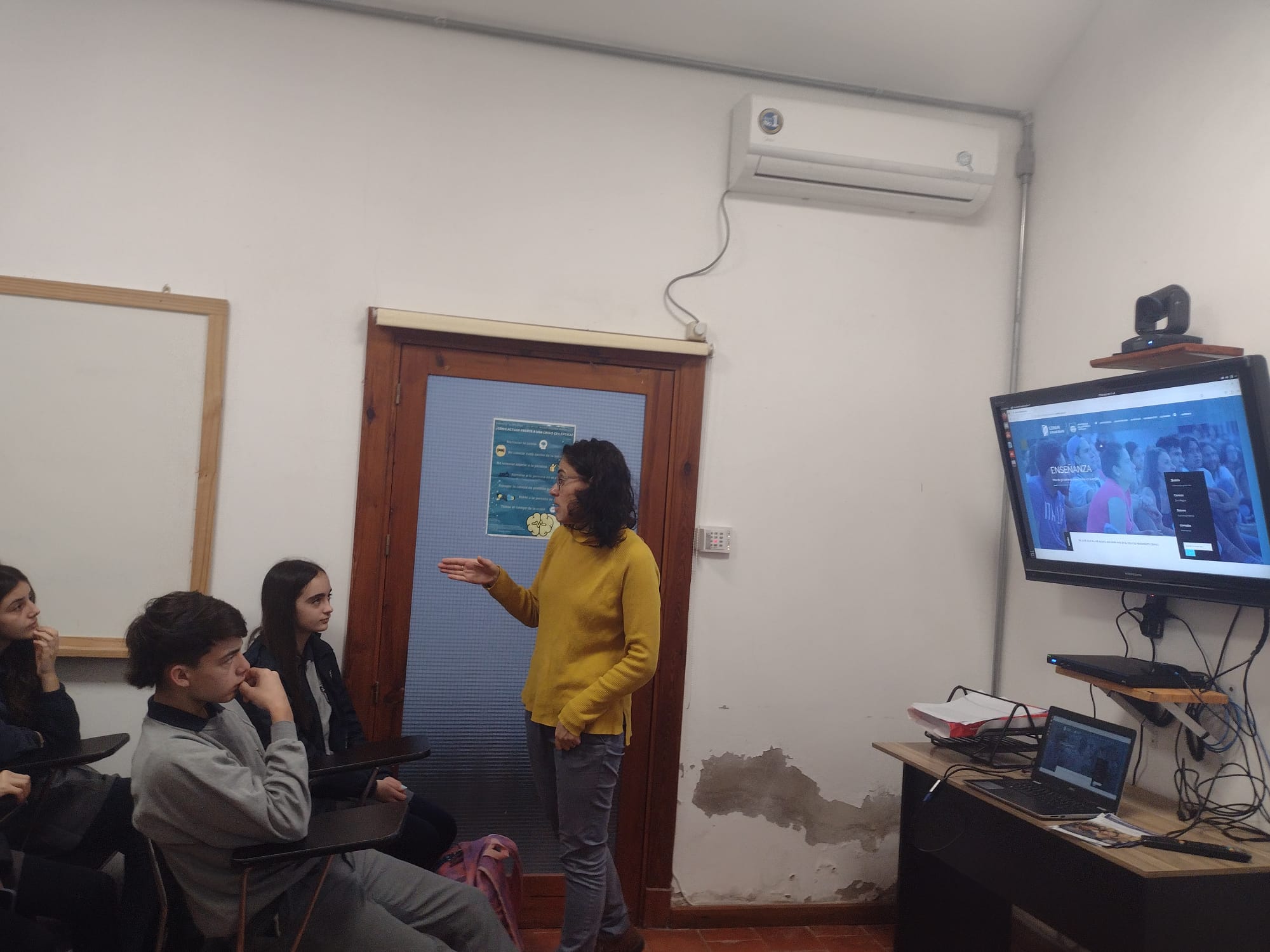 17 agosto 2023 Visita Colegio Fray Bentos 2